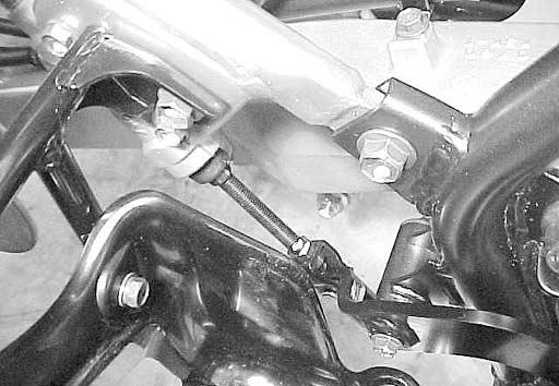 0 lb-ft) REAR BRAKE PEDAL AND LEVER The procedure for adjusting the rear brake pedal and brake lever is as follows: