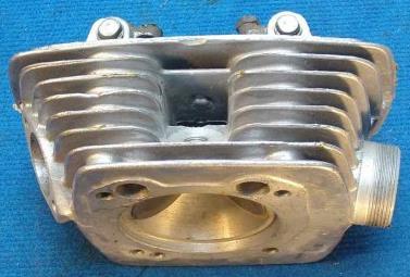 Right-Hand Cylinder Head