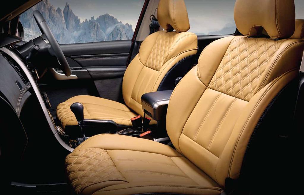 PREMIUM, QUILTED, TAN LEATHER SEATS The new quilted leather seats enhance the overall interiors of the XUV500.