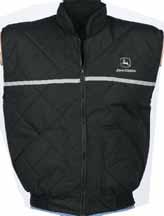 MCJ099199278 5 Wax Bodywarmer A game pocket with zippers at the back.