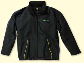 Two outside pockets. John Deere logo embroidered in yellow. Material: pre-coated polyamide.