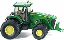 MCW958012500 4 John Deere 8530 Tractor High detailed model of the 8530 tractor for collectors and model railway