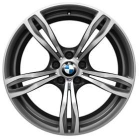 601M 2TX requires ordering Code: 2TY Style: 343 M Code: ZNZ Style: 343M 20"M light alloy Double Spoke wheels style