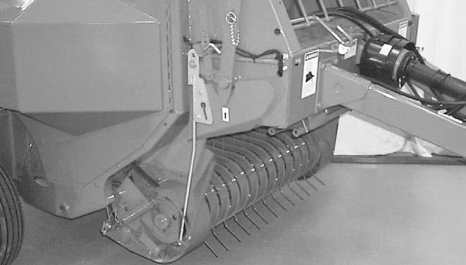 ONLY a safety chain (NOT an elastic or nylon/plastic tow strap) should be used to retain the connection between the towing and towed machine, in the event of separation of the primary attaching