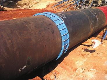 Dedicated Large Diameter Couplings Application Engineered Connections for Large Diameter Pipelines of All Rigid Pipe Materials Size Range -