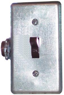 ACCESSORIES 3- ROTARY SWITCH W/OFF POSITION NO OFF POSITION E332 E332-1 Resistive Load (Switching Capacity) Rating 10 Amps at 125 VAC 5 Amps at 250/277 VAC Inductive (Motorload) Ratings