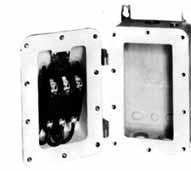 3W,4P 3 EBRH1034DS For Disconnect Switch Horsepower Ratings see page -31. EBR Receptacles with Circuit Breaker U.S. Patent No. 3,735,078 Circuit Cat. No. Cat. No. Cat. No. Breaker with 480V A.C. with 600V A.