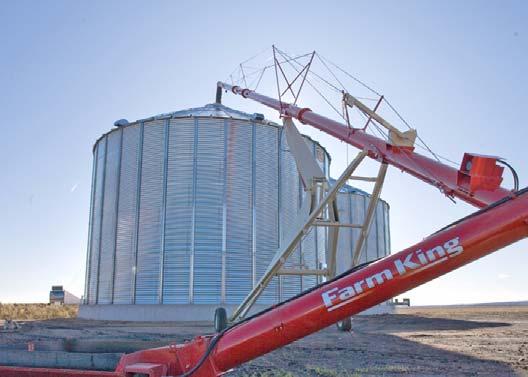 Operation - 3" Backsaver Auger With the main auger in the fully down position, move the auger towards the bin or barn. Position the auger as close as possible to the bin or barn.