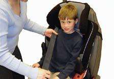 5 Fasten the vehicle belt across the child. * The lap part of the vehicle belt should rest low on the child s hips.