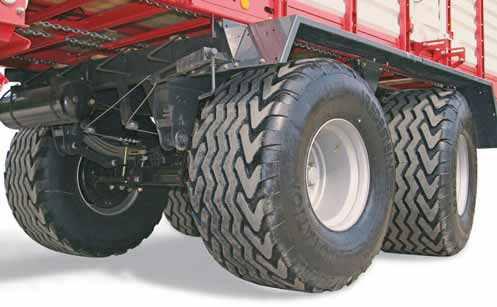 Spring suspension tandem axle for 12 or 17 t total weight The compound suspension optimally distributes the ground pressure over both axles.