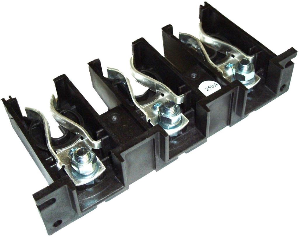 Connection Conductors The busplugs may be connected to the SCPD by means of cable, or solid or flexible busbar.