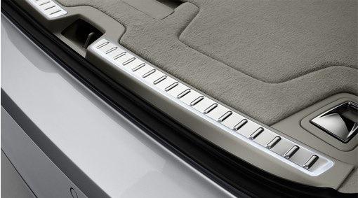Scuff plate, Illuminated (for V90 only) Cargo compartment trim with illuminated stainless steel insert. Replaces plastic cargo compartment trim with or without stainless steel insert.