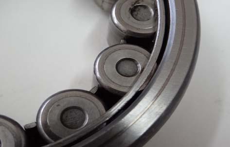 Defect: Rollers end side and flange wear. Cracking and breakage of guiding flanges.
