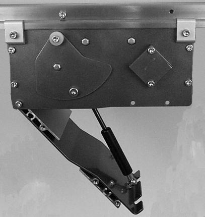 S R X Figure 19 Figure 16 2. If the conveyor is equipped with guiding and accessories, remove them from one side.