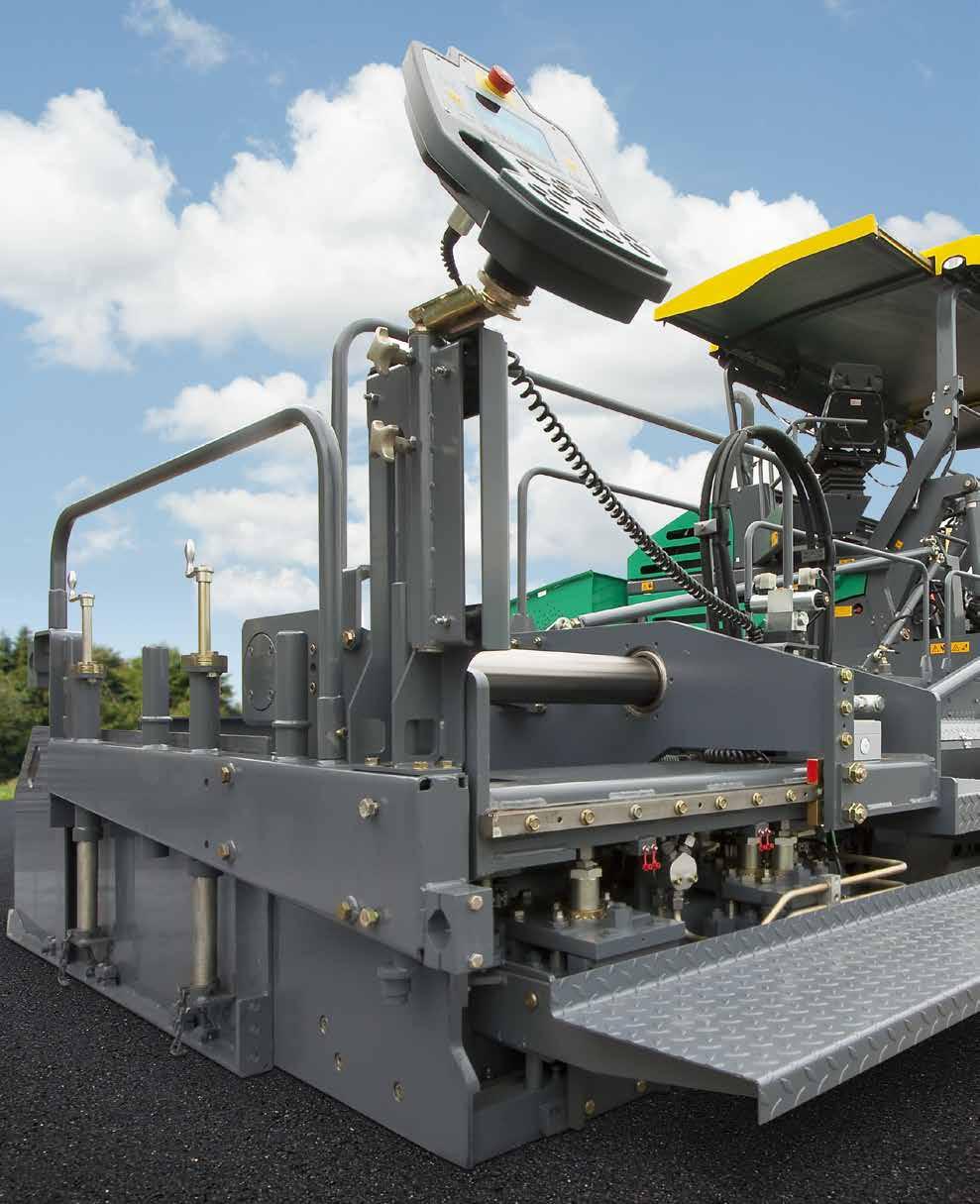 Their fields of application are enhanced by VÖGELE hydraulic bolt-on extensions which offer the advantage of an infinitely variable pave width within the range of 1.5m.