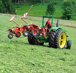 The tedder cannot swerve, even under poor crop or field conditions.