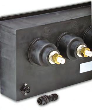 The patented cam operated covers on each of the panel connectors ensure that the correct sequence of Ground, Neutral, Phase 1, Phase 2 and Phase 3 is followed.