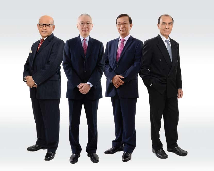 BOARD OF DIRECTORS & MD/CEO Left to right : 5. YBhg. Tan Sri Dato Sri Abdul Aziz bin Abdul Rahman 7. En.