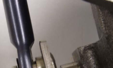 loading actuator rod/rod end/crank assembly Bush correct