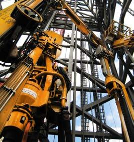 Vertical Pipe Handling Hydraracker XY and PRS-8 The most compact models of NOV`s family of columns racking systems have been designed for medium to large offshore rigs and platforms.