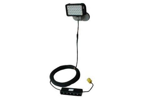 We also offer this light with an amber light output to enhance the penetration in low visibility (due to steam or particulates) environments.
