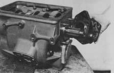 Figure 121 -Install mainshaft assembly in transmission case.