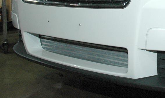 Volvo C30 T5 System / Installation Manual 8 Draw lines on side surfaces connecting upper and lower corners (see Fig. 6.1). Using hacksaw or cutting wheel, carefully cut along lines.