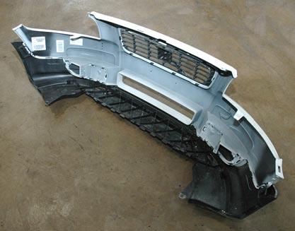 The front fascia of the C30 is comprised of two pieces, an upper section and a lower section, as shown in Figure 2.1.