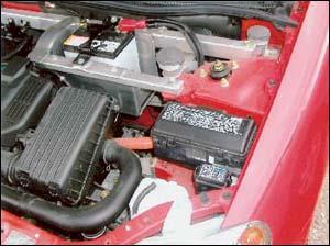 Emergency scene considerations Hybrid vehicles have a 12volt battery system to operate accessories: Prius-