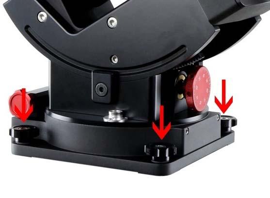 1. Attaching the Mount: Make sure that the RA axle is at the locking position. Remove the mount from the package.