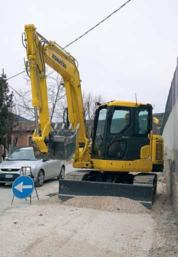 Drastically reduced NOx emissions and noise levels make this compact excavator perfect for confined areas and urban jobsites.
