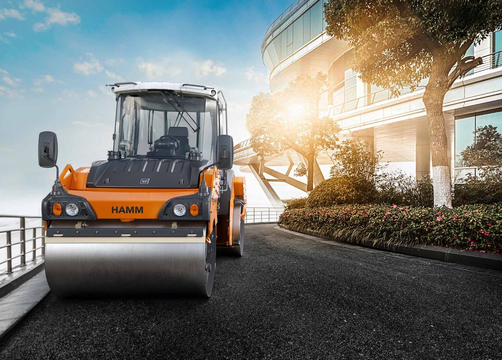 No compromises Maximum compaction quality at all times even where space is tight Applications 19 Elevated drum suspension for maximum side clearance.