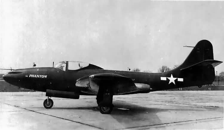 D = McDonnell (1942-1946) FD McDonnell 11 Phantom span: 40'9", 12.42 m length: 38'9", 11.81 m engines: 2 Westinghouse J30-WE-20 max.