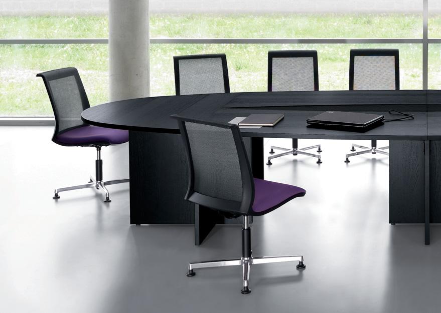 collaboration spaces, the MULTI-MEETING range boasts