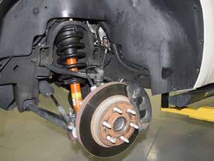 CAUTION: Damage to the vehicle and air suspension system can be incurred if work is carried out in a manner other than specified in the instructions or in a different sequence.