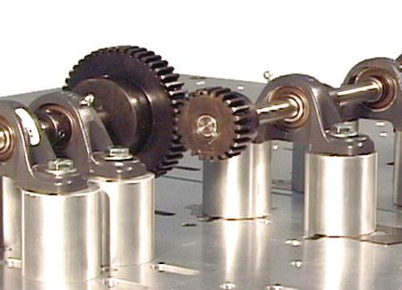 10. Repeat Step 9 in a similar manner to mount Gear 5 to Shaft 2, the driven shaft.