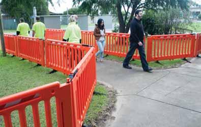CROWD-Q Crowd-Q is a system of portable interlocking free standing fence panels for crowd management.