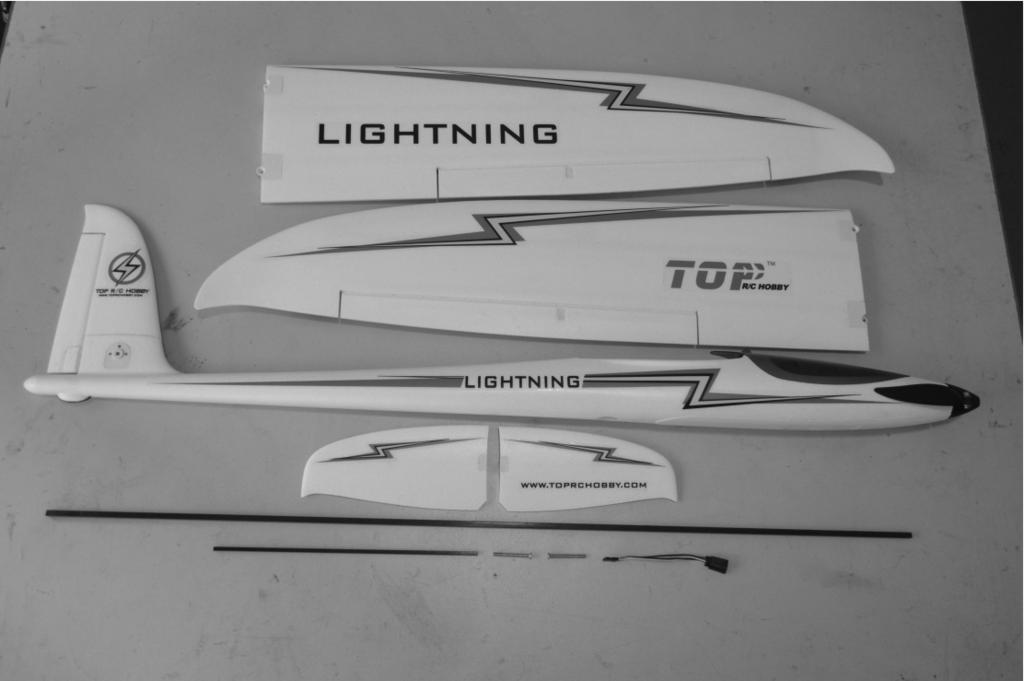Brief introduction Thank you for purchasing the"lightning"remote control model airplanes from TOP RC, and we hope this plane will bring endless joy to you after you choose it. 1.