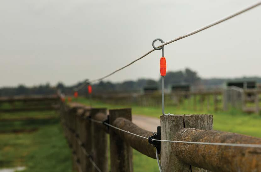 38 Equine Fencing Product Focus Retrofit/ Offset Fencing 39 Equine Fence Wire G91200 The safe permanent electric fencing solution, designed specifically for horses.