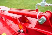 Tractors ranging in horsepower from 65 to 95 can operate the three exclusive mower sizes with ease. The cutting unit consists of a central pendulum suspension with double shock springs.