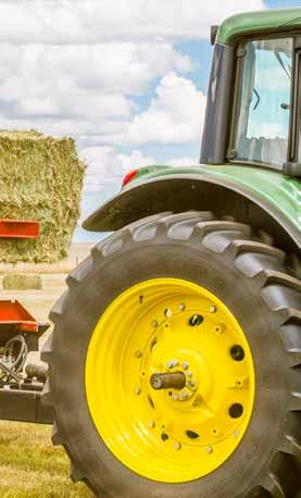 SQUARE BALE CARRIER WITH YEARS OF ON-FARM TESTING AND REFINEMENTS THE FARM KING 4480XD SQUARE BALE CARRIER OFFERS SIMPLIFIED OPERATION AND AN INTUITIVE DISPLAY.