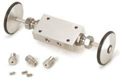 2640 Three-Way Bottom Vent Valve for HPLC, /6" Fittings, /4-28, Stainless Steel, Includes Nuts and Ferrules ea.