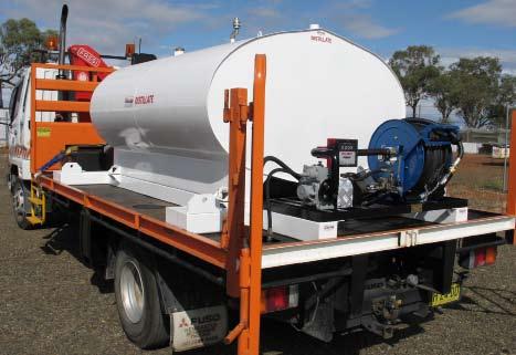 Demountable Tank & Pump Systems A demountable refuelling system allows multiple use