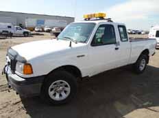 0L, Less then 1,000 Miles, Tow Away - Flood Damage 2004 Ford Ranger 4x4 Pickup SMALL PICKUPS (2) 2000 Ford Ranger Pickups, 4.
