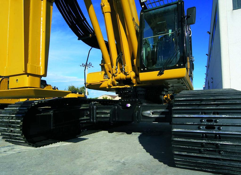 well as for services); this translates into extremely high productivity. UNDERCARRIAGE Manufactured by Caterpillar on the basis of our specifications.