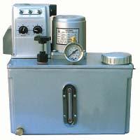 8L (usable) Oil viscosity range 150~8000 ssu at operating temp. Discharge pressure: 60 psi max.