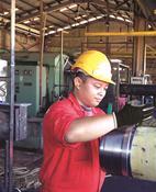 Oilfield Services OCTG Threading, Inspection & Repair Services UMW-OG s OCTG threading, inspection and repair service facilities in Malaysia, Thailand, China and Turkmenistan focus on premium