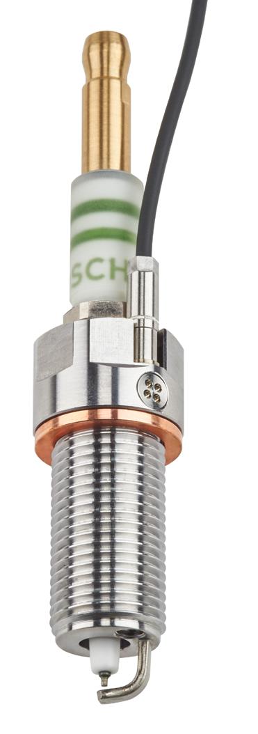 The world's smallest piezoelectric, high temperature cylinder pressure sensor is integrated into the measuring spark plug Type 6118.