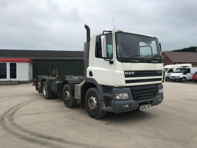 CF85 380 8x2 Chassis Cab