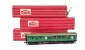 Rare export issue Hornby Dublo 00 Gauge 3-Rail Canadian Pacific Caboose, together with Brick wagon and Bogie Bolster wagon that complete the CP set, VG-E (3) 100-200 123.